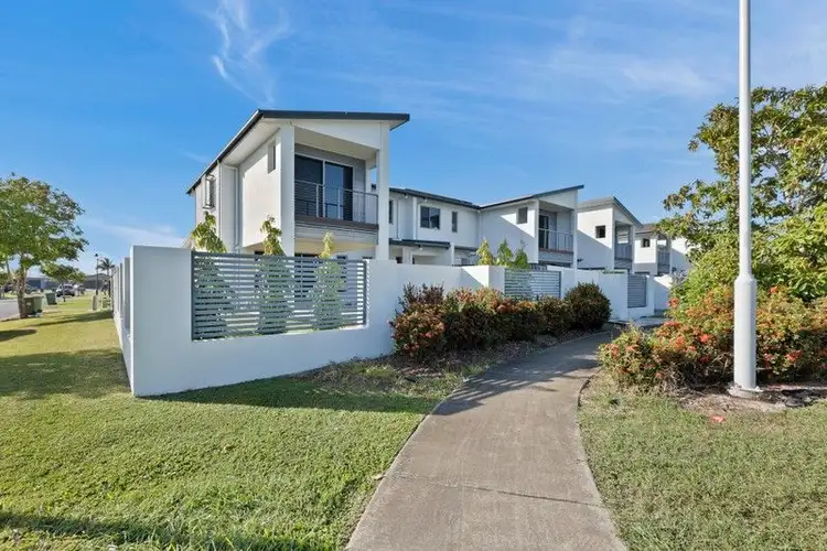 31 Lancaster Way, Ooralea QLD 4740