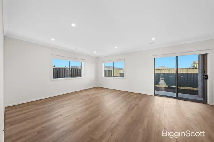 Fourth view of Homely house listing, 2 Naples Avenue, Berwick VIC 3806