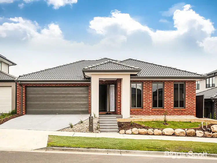 19 Charleston Chase, Berwick VIC 3806