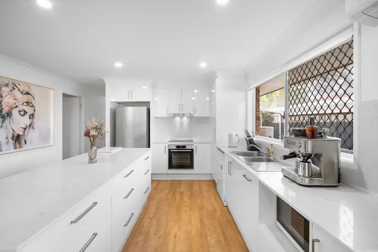 2 Gladewood Drive, Daisy Hill QLD 4127