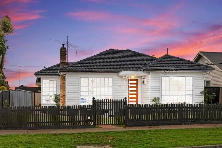 24 Dunbar Avenue, Sunshine VIC 3020