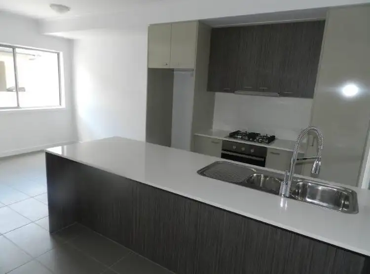Third view of Homely townhouse listing, 15/10 Flinders Street, West Gladstone QLD 4680