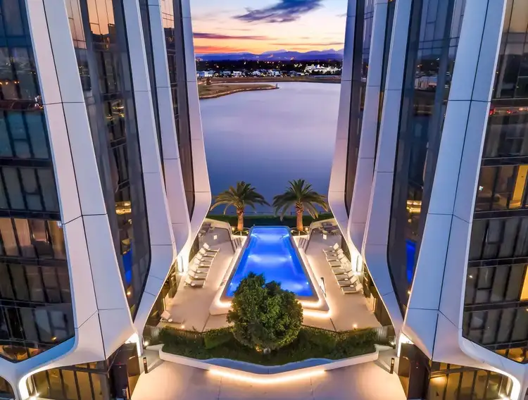 4205/24 The Lanes Boulevard, Mermaid Waters QLD 4218