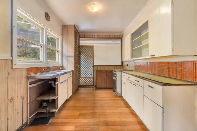 Third view of Homely house listing, 7 Currie Avenue, Tecoma VIC 3160