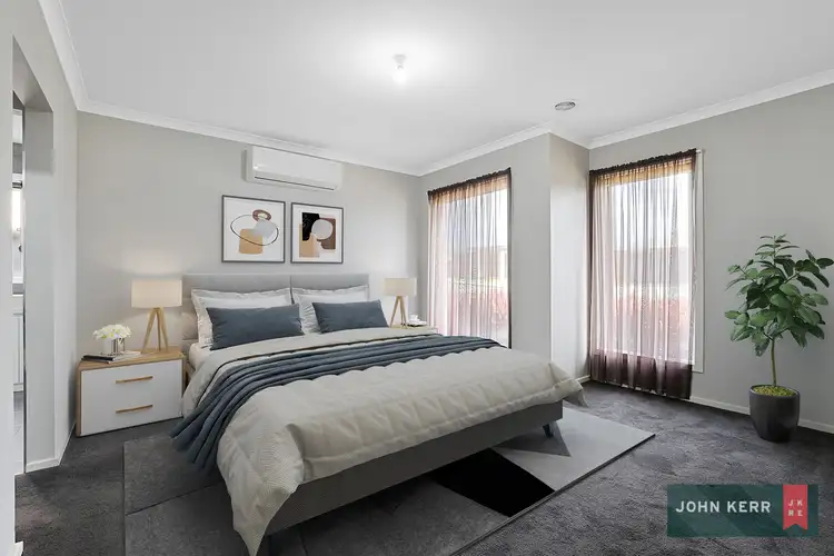 Second view of Homely house listing, 5 Wimmera Way, Moe VIC 3825
