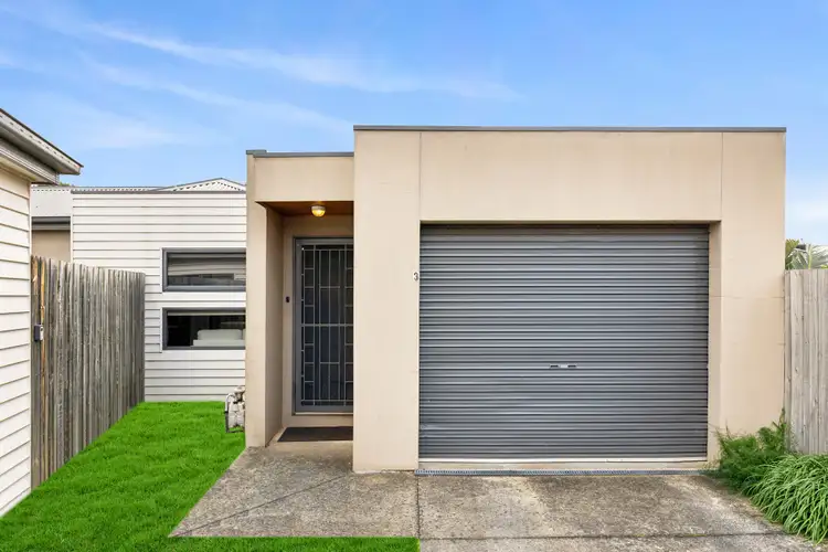 3/20 Senior Court, Highton VIC 3216