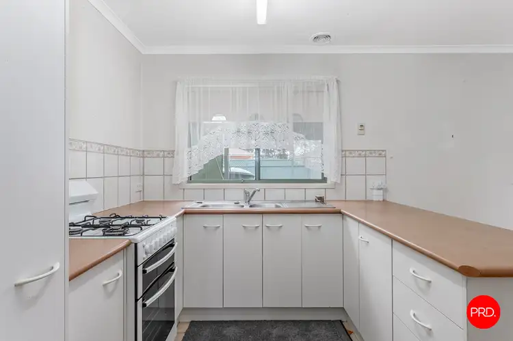 Second view of Homely house listing, 32 Hope St, Kangaroo Flat VIC 3555