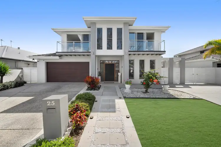 25 The Peninsula, Helensvale QLD 4212