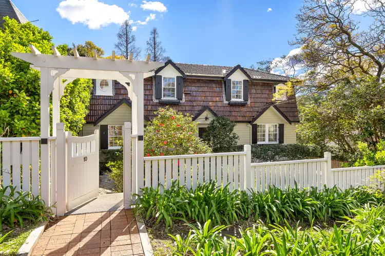 10 Narelle Avenue, Pymble NSW 2073