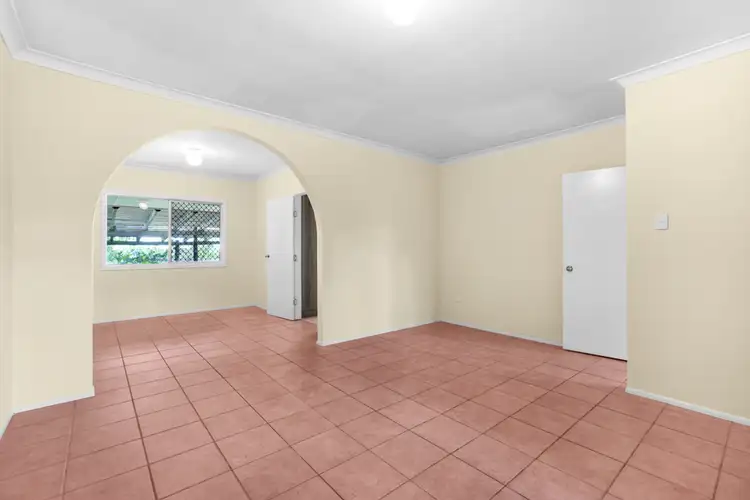 Seventh view of Homely house listing, 9 Berrigan Court, Kin Kora QLD 4680