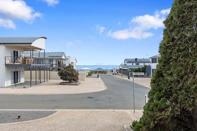 15 Ketch Street, Port Victoria SA 5573