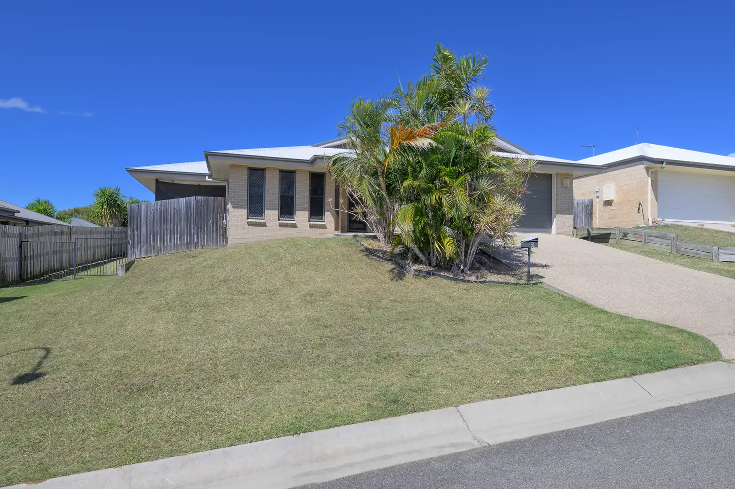 Main view of Homely house listing, 21 Bottlebrush Drive, Kirkwood QLD 4680