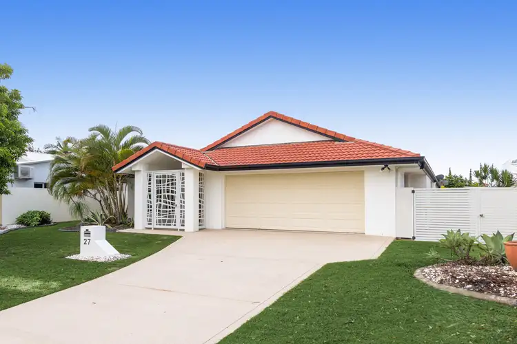 27 Bahamas Circuit, Kawana Island QLD 4575