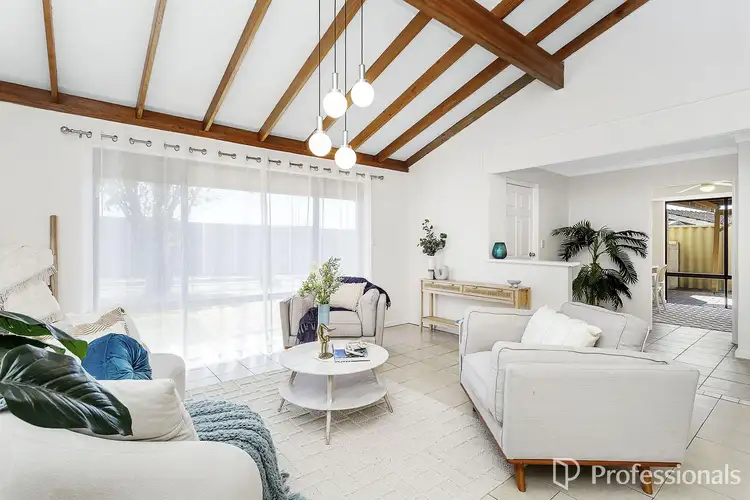 65 Kanangra Crescent