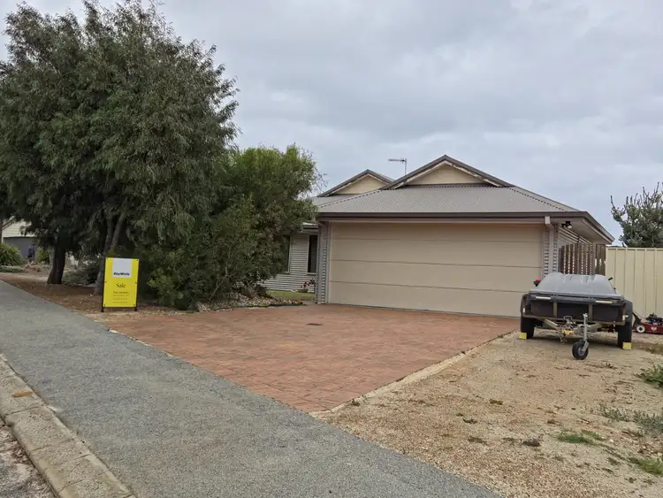 15 Croydon Street, Hopetoun WA 6348