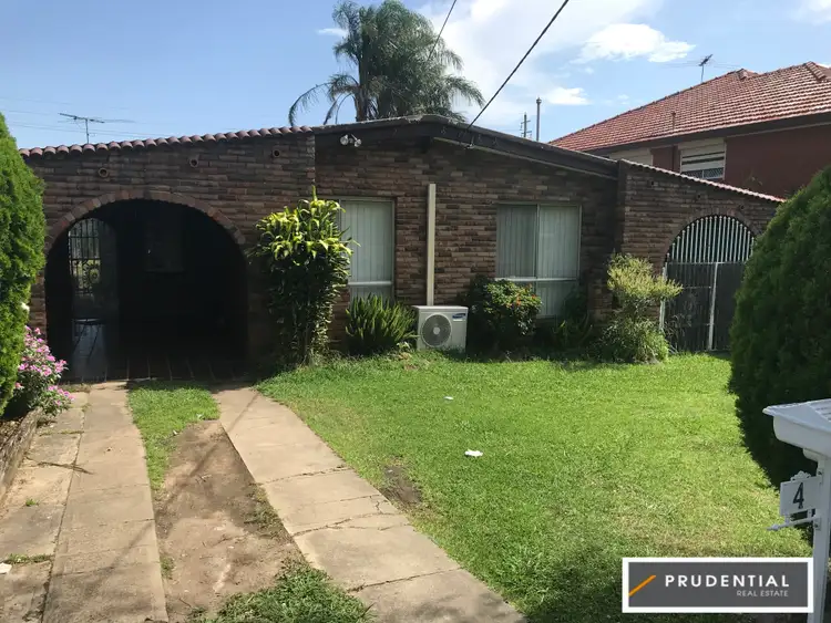 4 Pearce St, Liverpool NSW 2170