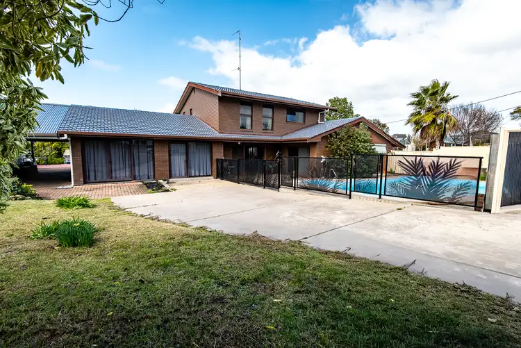 7 Memorial Drive, Naracoorte SA 5271