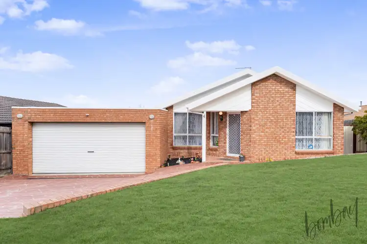 4 Linden Close, Meadow Heights VIC 3048