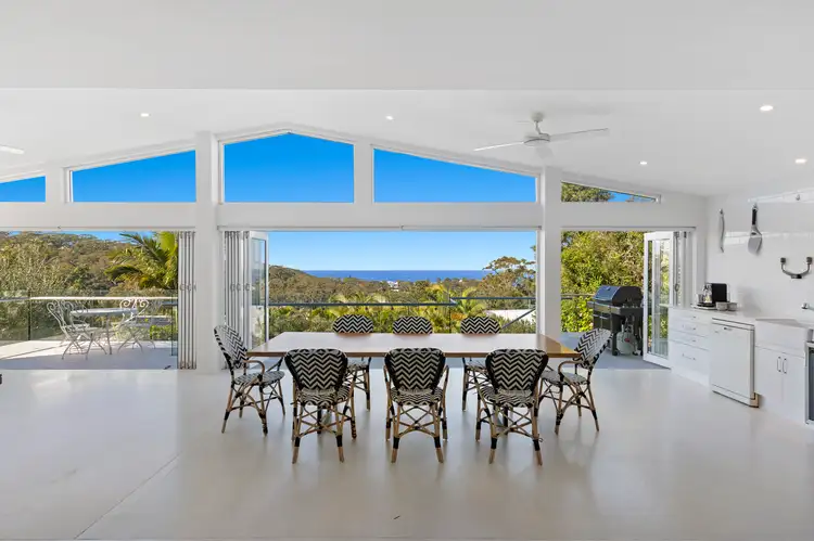 74 Bradleys Road, North Avoca NSW 2260