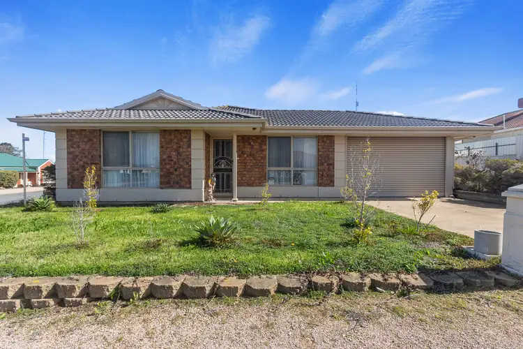 1 Harbison Street, Moonta Bay SA 5558