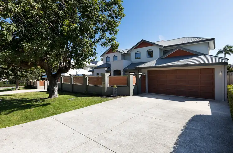 32 Coogee Road, Mount Pleasant WA 6153