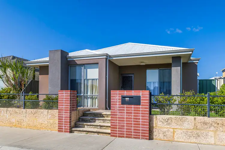 33 Summerville Boulevard, Caversham WA 6055