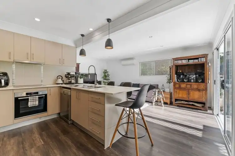 Seventh view of Homely house listing, 8 Marrantin Court, Carrara QLD 4211