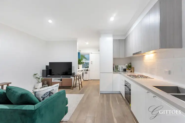 2/6 Margin Street, Gosford NSW 2250