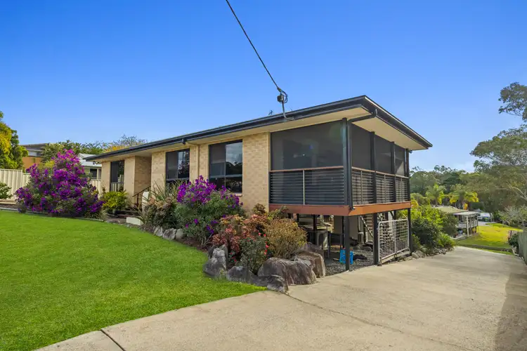 14 Browns Road, Victory Heights QLD 4570