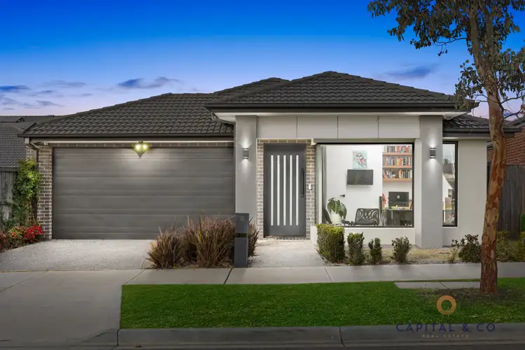 10 Walker Drive, Mickleham VIC 3064