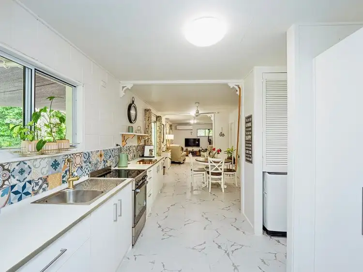 12A Jarawee Road, Kuranda QLD 4881