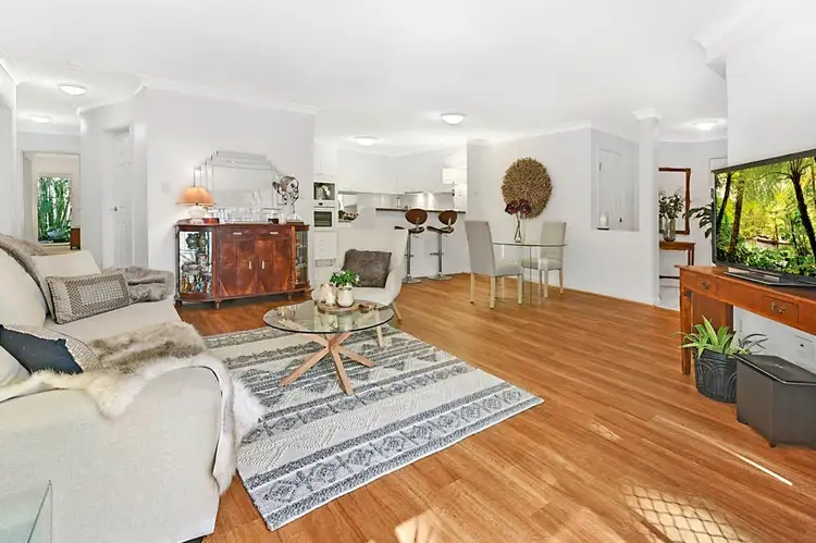 Main view of Homely apartment listing, 2 Parkview/100 Cotlew Street East, Southport QLD 4215