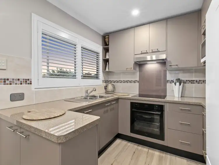 Fifth view of Homely house listing, 2 Altola Street, Durack QLD 4077