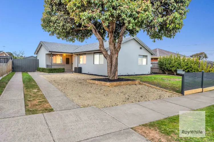 44 Toora Drive