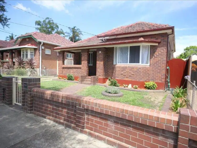 16 Ada St, Bexley NSW 2207