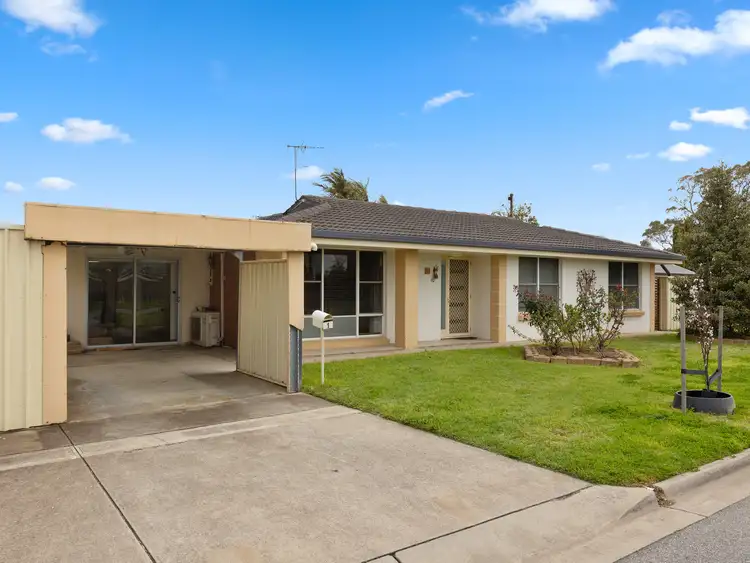 1 Crisp Street, Aldinga Beach SA 5173
