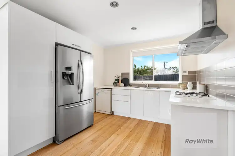 Fifth view of Homely house listing, 4 Murragong Avenue, Bundoora VIC 3083