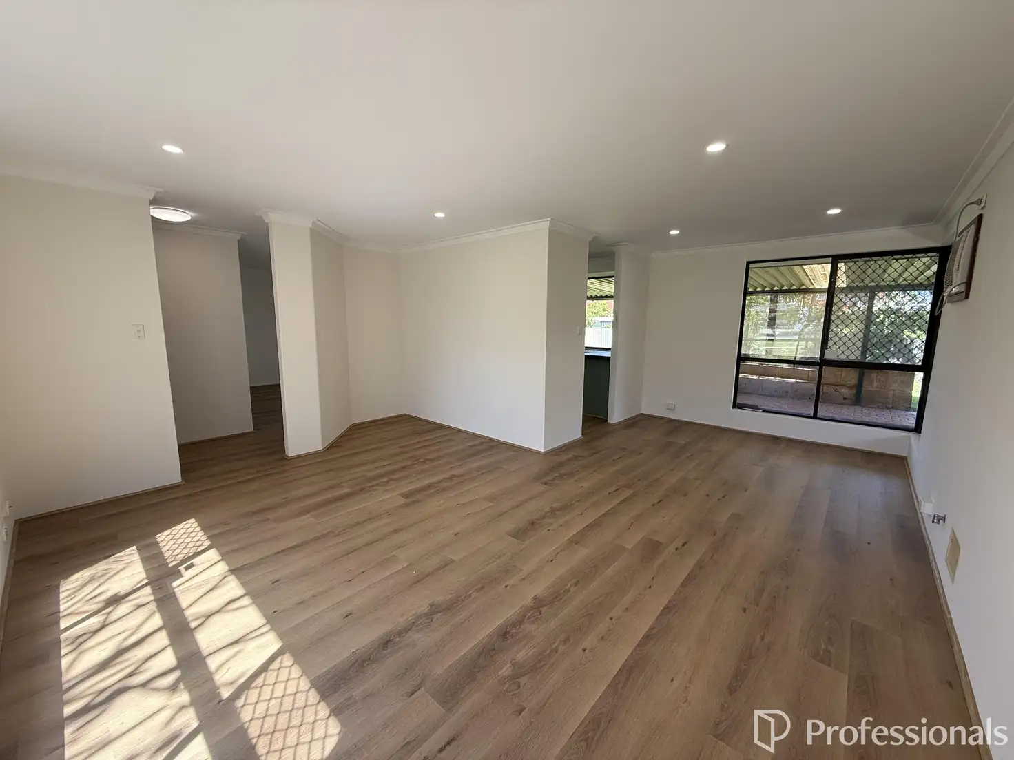 Main view of Homely house listing, 33 Storey Rd, Thornlie WA 6108
