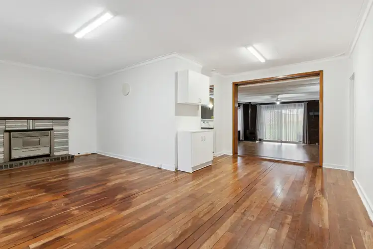 6 Knutsford Avenue, Rivervale WA 6103