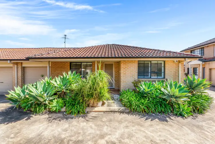 2/89 Minto Road, Minto NSW 2566