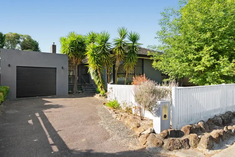 75 Rankin Rd, Ferntree Gully VIC 3156