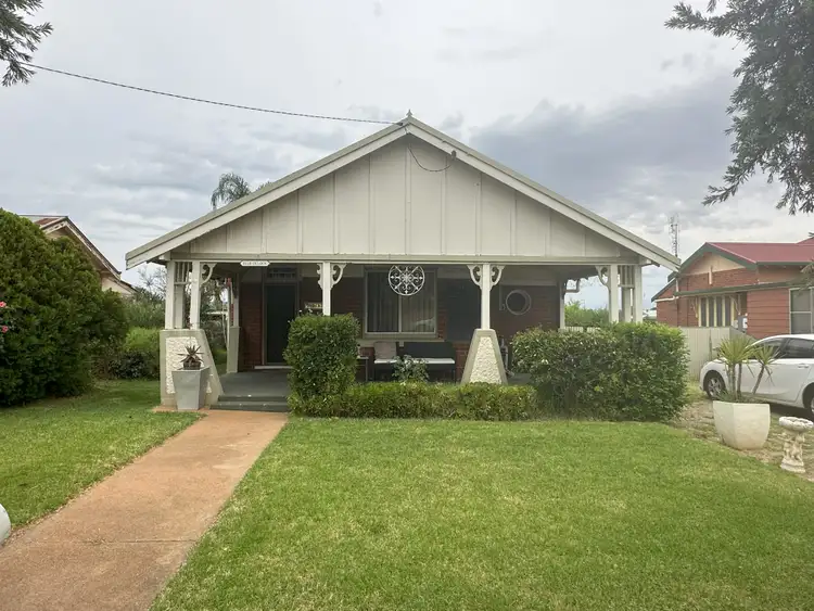 69 Dalton Street, Parkes NSW 2870