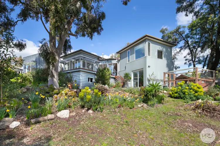 11 Augusta Drive, Creswick VIC 3363