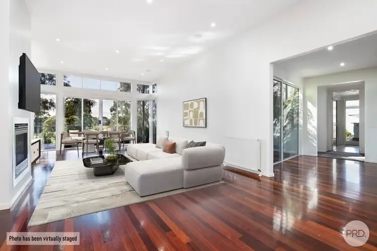 11 Augusta Drive, Creswick VIC 3363