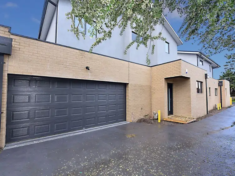 2/15 Bondi Road, Bonbeach VIC 3196