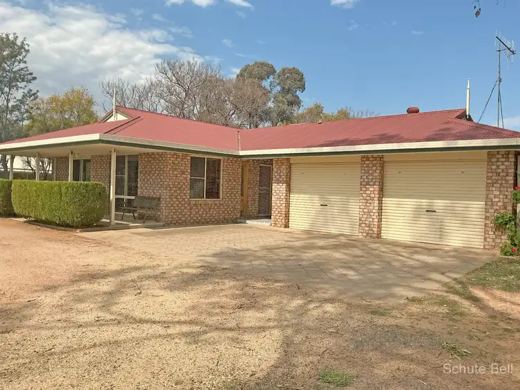 2 Crossley Drive, Narromine NSW 2821