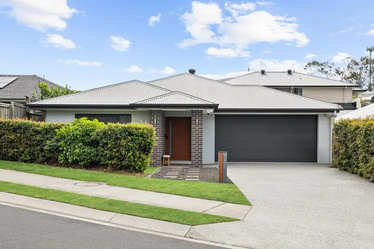 16 Carpenter Drive, Ripley QLD 4306