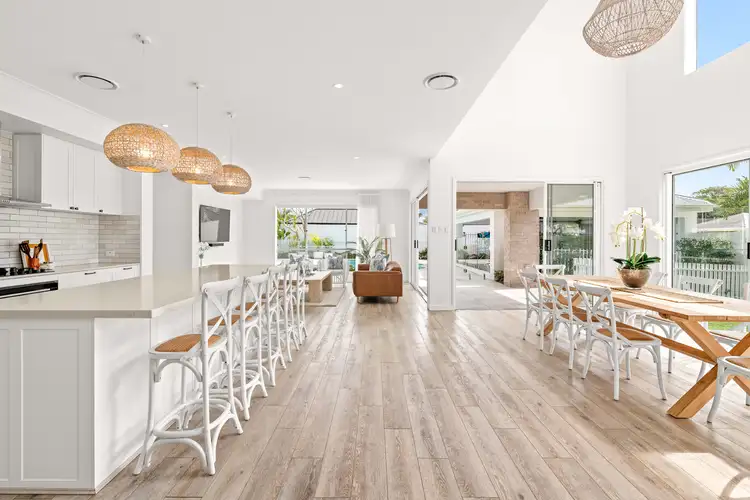 Fourth view of Homely house listing, 2 Dunbarton Avenue, Sorrento QLD 4217