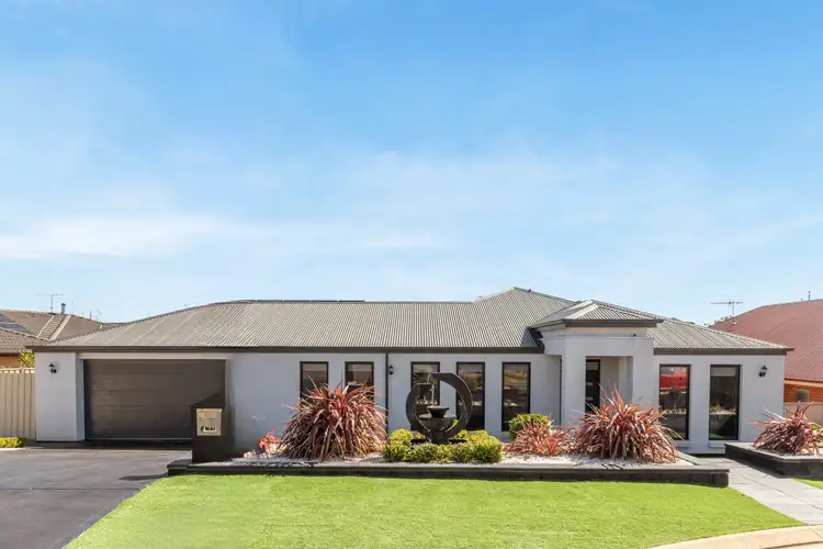 11 Birmingham Drive, Craigmore SA 5114