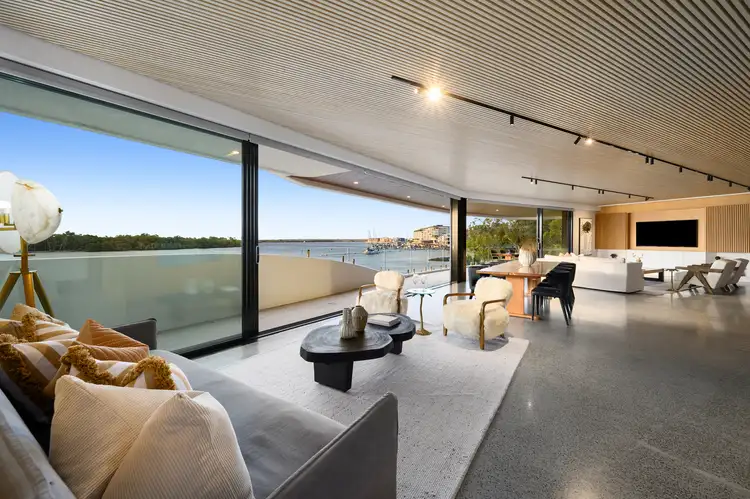 Fifth view of Homely apartment listing, 2/2 Paradise Parade, Paradise Point QLD 4216